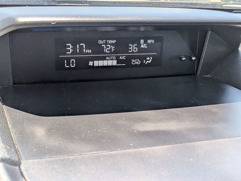 Used 2023 Subaru Crosstrek 2.0i image 22