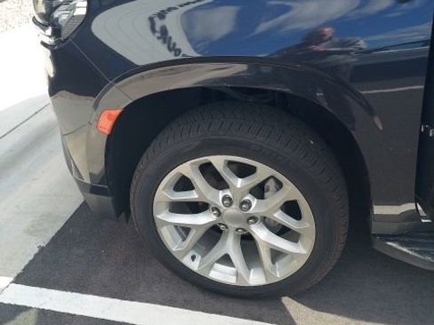 Used 2024 Chevrolet Tahoe LT image 11