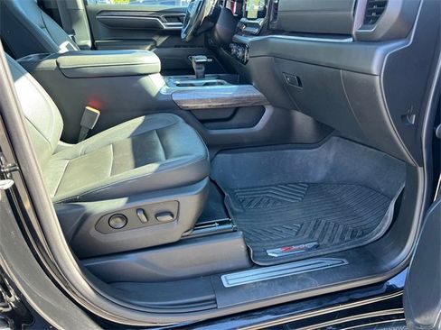 Used 2023 Chevrolet Silverado 1500 LTZ w/ LTZ Premium Package image 13