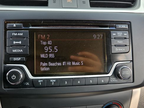 Used 2015 Nissan Sentra SV FWD image 25
