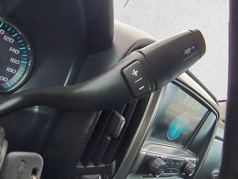 Used 2018 Chevrolet Silverado 2500 LT image 14