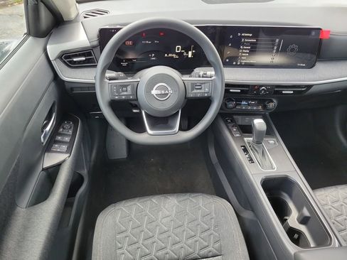 New 2026 Nissan Kicks SV image 17