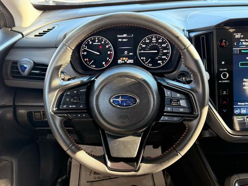 Used 2024 Subaru Crosstrek 2.5i Limited w/ Crosstrek Mirror Package image 32