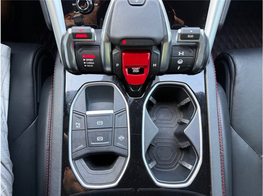 Used 2019 Lamborghini Urus AWD/4WD image 22