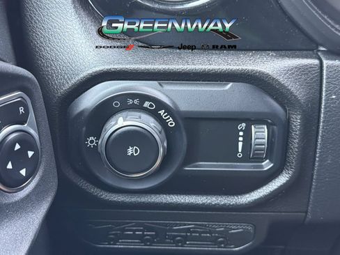Used 2024 Jeep Wrangler Sport AWD/4WD image 26