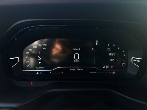 Used 2023 GMC Yukon Denali image 41