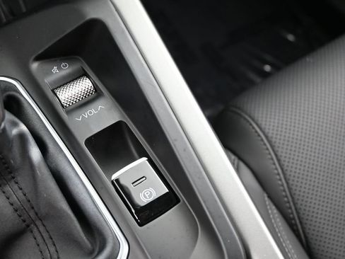 Used 2024 Dodge Hornet R/T Plus w/ R/T Blacktop Package image 23