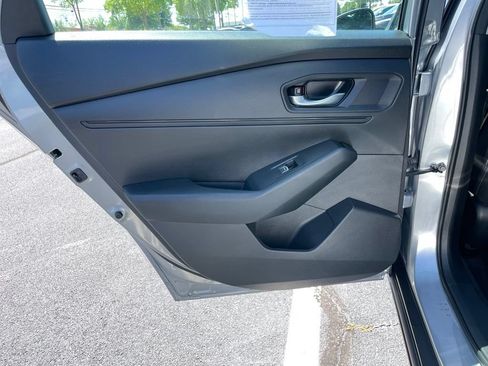 Used 2025 Honda Accord LX image 38