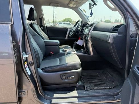 Used 2018 Toyota 4Runner SR5 Premium AWD/4WD image 12