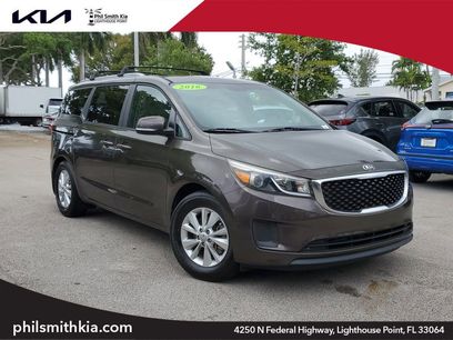Used 2016 Kia Sedona LX