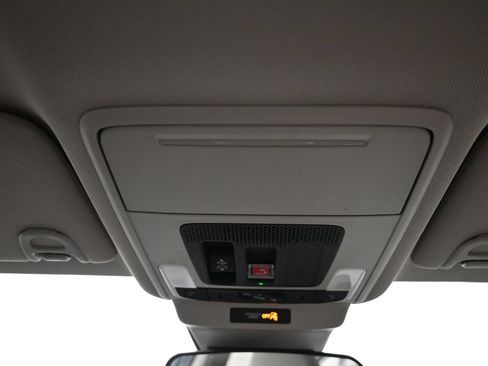 Certified 2023 Honda Accord EX image 17