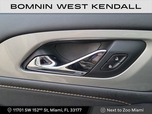 Used 2020 Chevrolet Traverse LS image 28