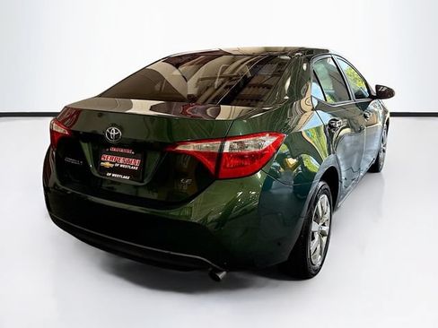Used 2016 Toyota Corolla LE FWD image 6