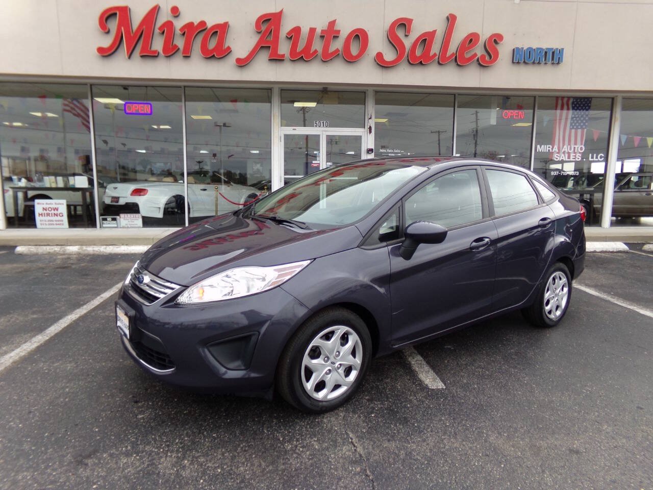 Used 2012 Ford Fiesta SE FWD image 1