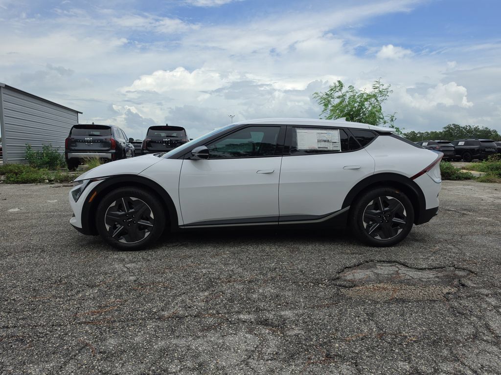 New 2026 Kia EV6 Light RWD image 5