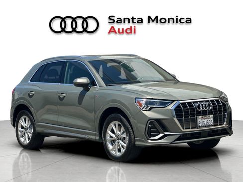 Used 2025 Audi Q3 2.0T Premium w/ Convenience Package AWD/4WD image 9