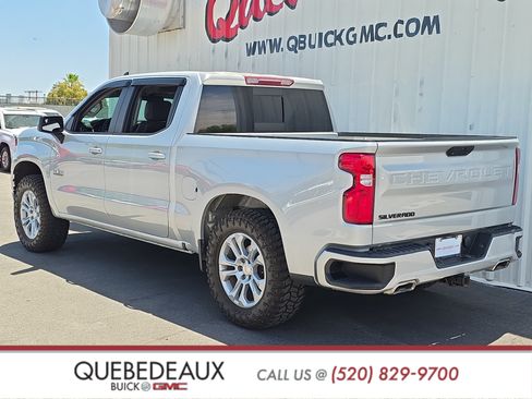 Used 2021 Chevrolet Silverado 1500 RST w/ Texas Edition Plus AWD/4WD image 6