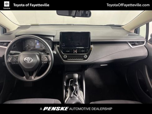Used 2025 Toyota Corolla LE FWD image 20