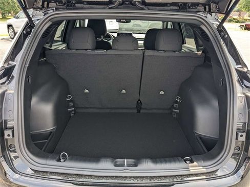 New 2025 Jeep Compass Sport image 13