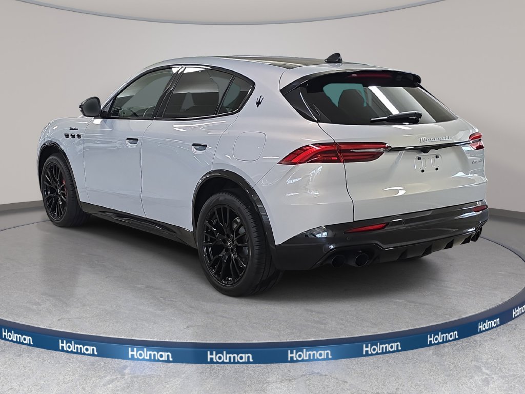 Used 2025 Maserati Grecale Modena AWD/4WD image 9