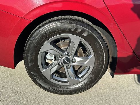 Used 2023 Kia K5 LXS image 16