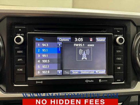 Used 2019 Toyota Tacoma SR5 image 23