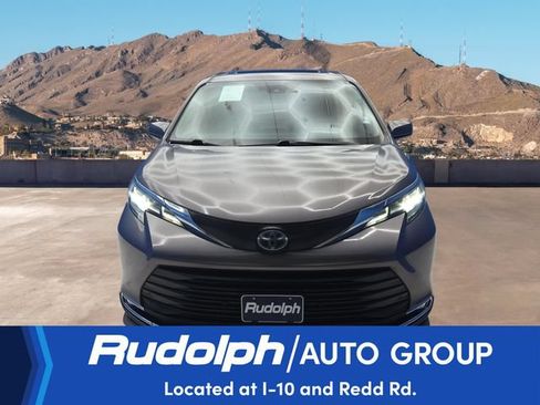 Used 2022 Toyota Sienna XLE FWD image 8