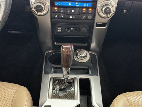 Used 2019 Toyota 4Runner Limited AWD/4WD image 18