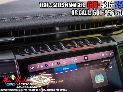 Used 2024 Jeep Grand Cherokee Limited w/ Trailer Tow Package AWD/4WD image 13