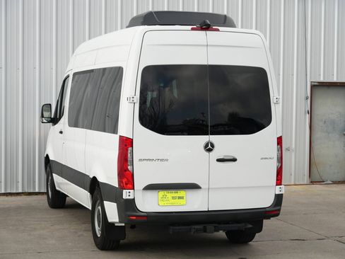 Used 2023 Mercedes-Benz Sprinter 2500 w/ Acoustic Package image 44