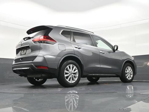 Used 2020 Nissan Rogue S w/ Special Edition Package FWD image 29
