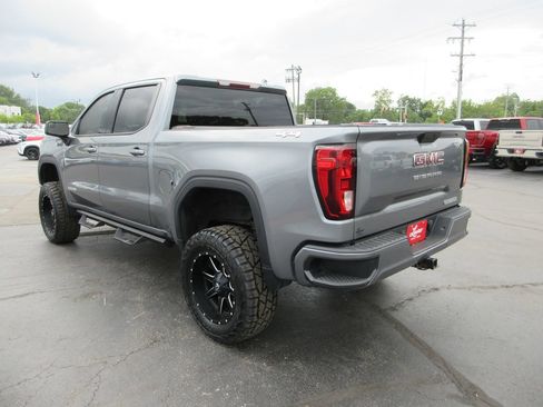 Used 2020 GMC Sierra 1500 Elevation w/ Elevation Value Package AWD/4WD image 10
