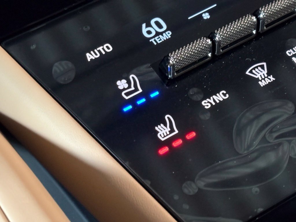 New 2026 Porsche Cayenne GTS AWD/4WD image 33