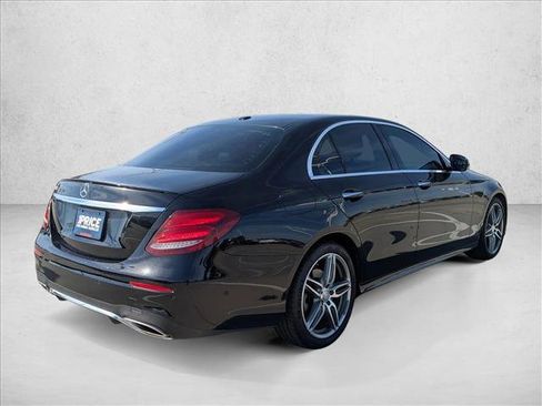 Used 2017 Mercedes-Benz E 300 image 5
