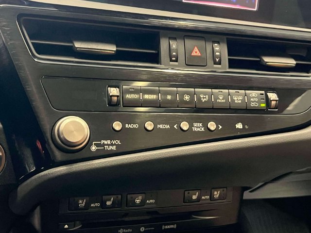 Certified 2022 Lexus ES 350 w/ Premium Package FWD image 34