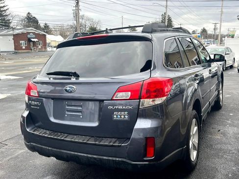 Used 2014 Subaru Outback 2.5i Limited w/ Moonroof Package image 8
