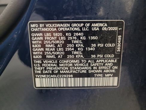 Used 2020 Volkswagen Atlas Cross Sport SEL Premium image 33