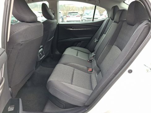 Used 2025 Toyota Camry LE image 11