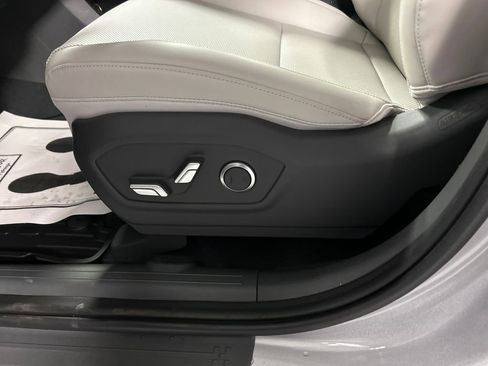 New 2026 Hyundai Santa Fe SEL image 11