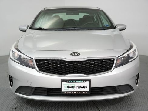 Used 2018 Kia Forte LX w/ LX Popular Package image 2