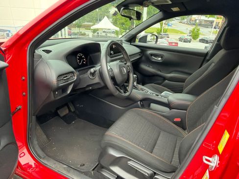 Used 2024 Honda HR-V Sport image 18