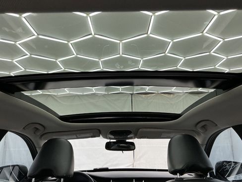 Used 2019 INFINITI QX50 Luxe FWD image 26