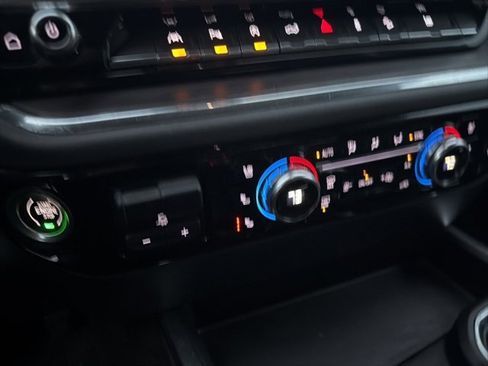 Used 2023 GMC Sierra 1500 SLT w/ SLT Premium Plus Package image 60