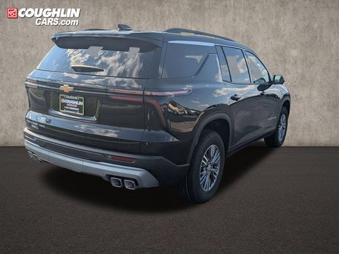 New 2026 Chevrolet Traverse LT w/ Driver Confidence Package AWD/4WD image 7