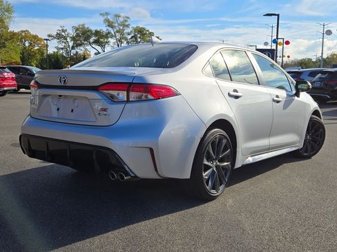 Used 2025 Toyota Corolla SE image 13