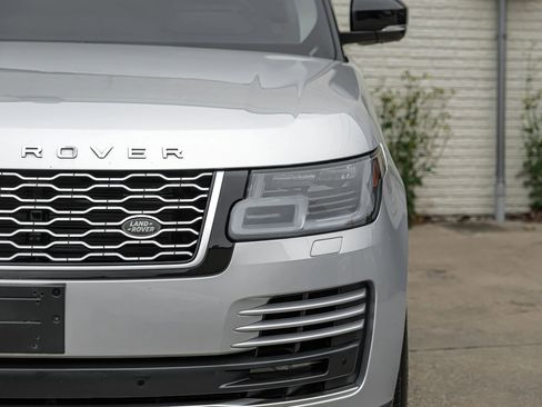 Used 2018 Land Rover Range Rover HSE image 45
