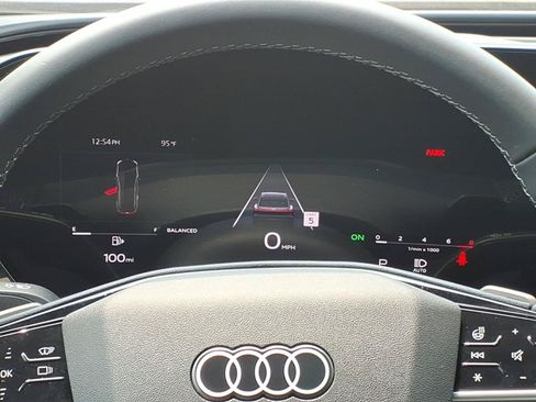 Used 2025 Audi Q5 Prestige AWD/4WD image 13
