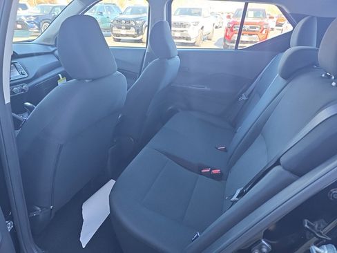 Used 2025 Nissan Kicks Play S image 11