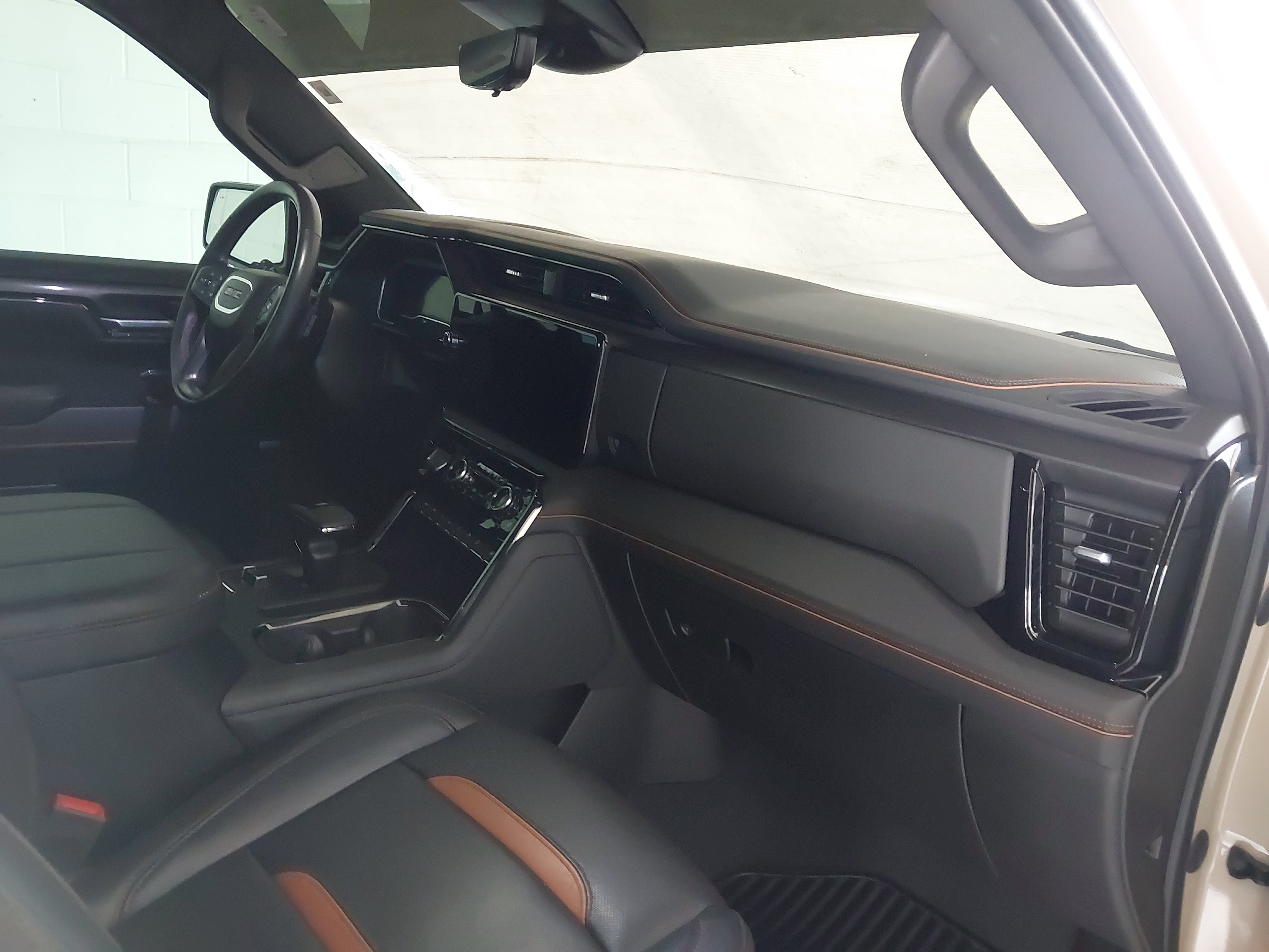 Certified 2023 GMC Sierra 1500 AT4 w/ AT4 Premium Package AWD/4WD image 29