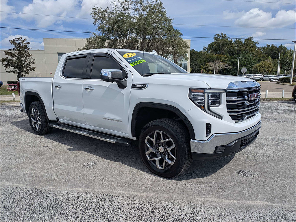 Used 2023 GMC Sierra 1500 SLT w/ SLT Premium Package AWD/4WD image 3